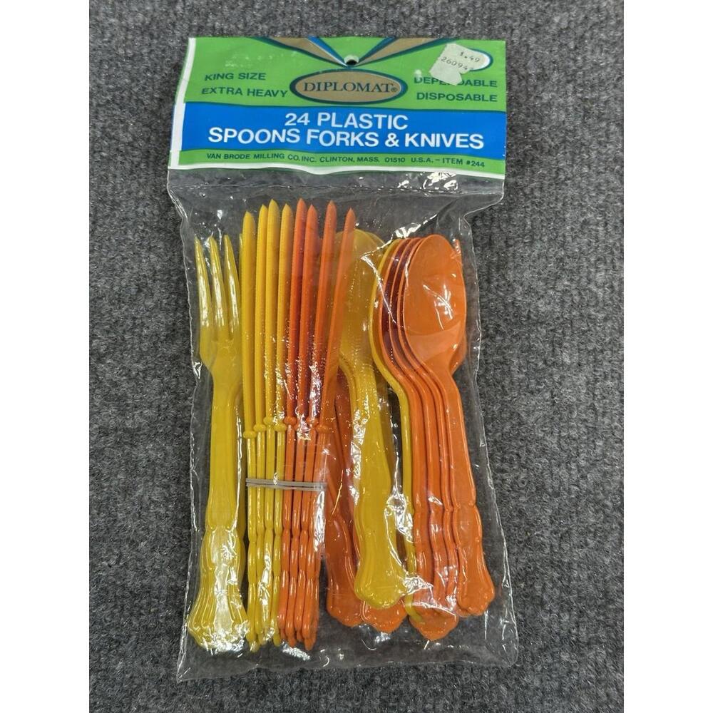 VTG Picnic Camping Plastic Spoons Forks Knives Utensils 23 Pieces Orange Yellow